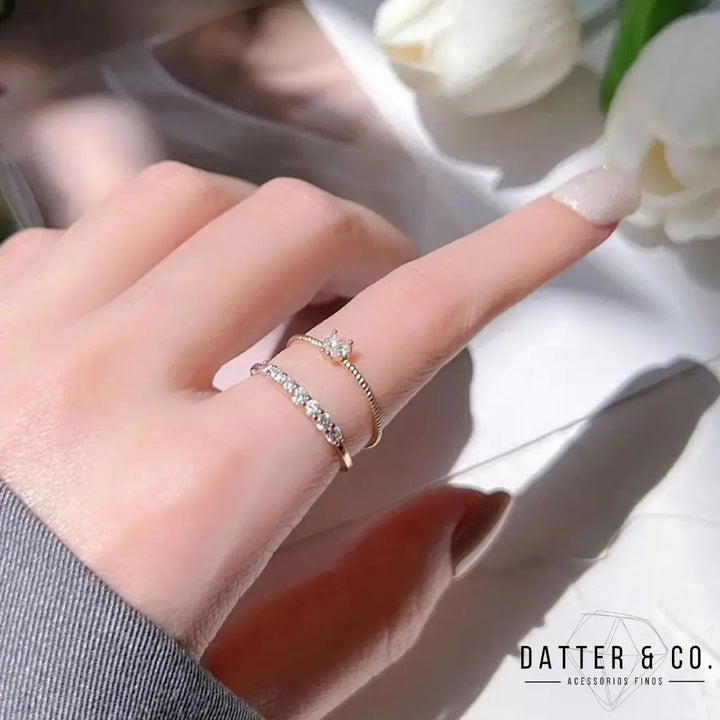 Aqui você encontra Anel Feminino para todos os estilos! Anel Cravejado, Anel Feminino de Ouro, Anel Feminino de Prata, com qualidade e durabilidade! Prata 925 e banho triplo de Ouro 18k. Peças feitas para Durar! Confira nossas promoções e leve frete grátis para todo o Brasil! Garantia de envio e devolução fácil.