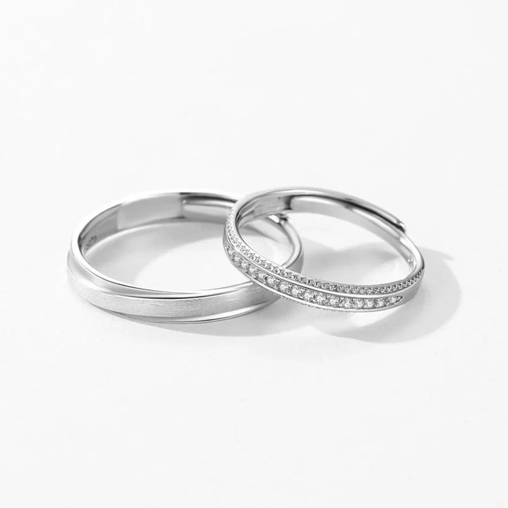 Aqui você encontra o presente perfeito para o amor da sua vida! Jóias em Prata 925, Ouro 18K e Hipoalergênicas, Anel de namoro, Anel de Noivado e Anel Solitário para todos os estilos! Anel Cravejado, Anel Feminino de Ouro, Anel Feminino de Prata, com qualidade e durabilidade! Prata 925 e banho triplo de Ouro 18k. Peças feitas para Durar! Confira nossas promoções e leve frete grátis para todo o Brasil! Garantia de envio e devolução fácil.
