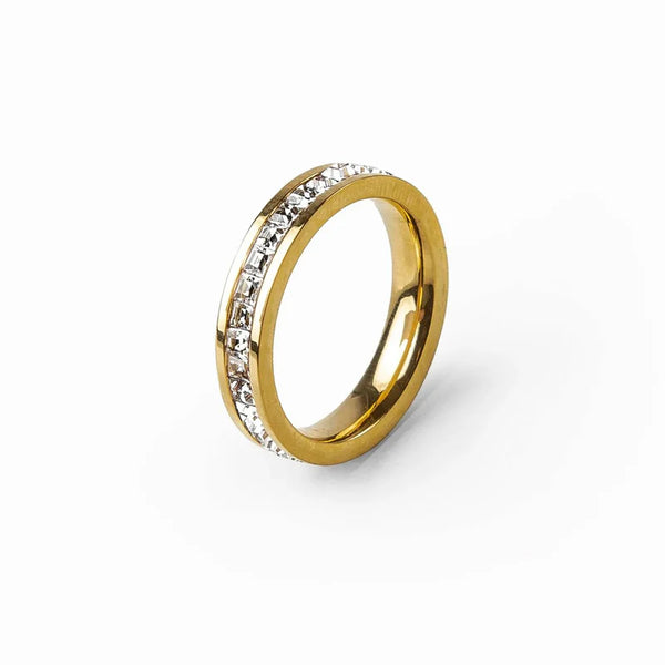 Aqui você encontra Anel Feminino para todos os estilos! Anel Cravejado, Anel Feminino de Ouro, Anel Feminino de Prata, com qualidade e durabilidade! Prata 925 e banho triplo de Ouro 18k. Peças feitas para Durar! Confira nossas promoções e leve frete grátis para todo o Brasil! Garantia de envio e devolução fácil.