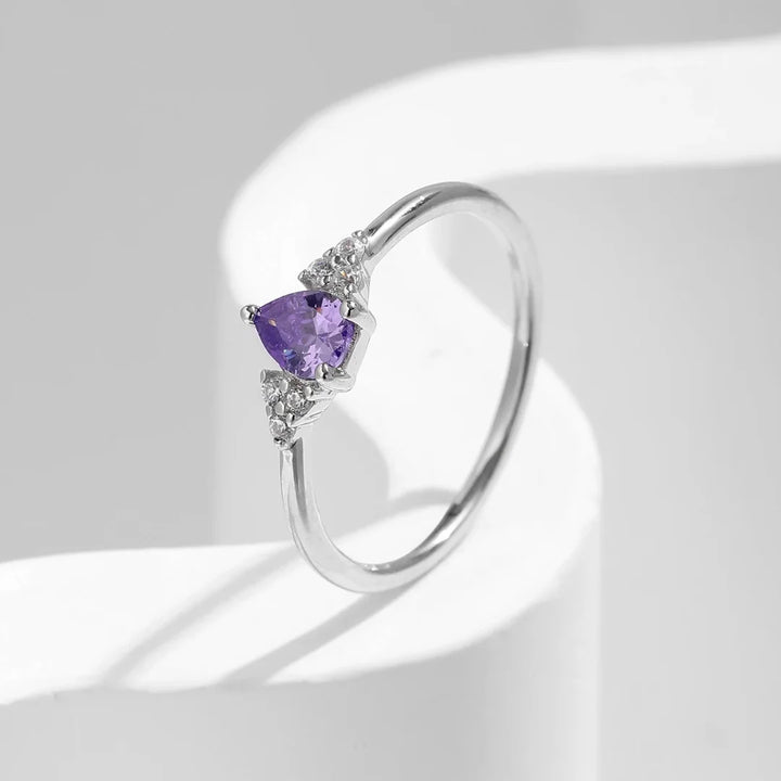 Aqui você encontra o presente perfeito para o amor da sua vida! Jóias em Prata 925, Ouro 18K e Hipoalergênicas, Anel de namoro, Anel de Noivado e Anel Solitário para todos os estilos! Anel Cravejado, Anel Feminino de Ouro, Anel Feminino de Prata, com qualidade e durabilidade! Prata 925 e banho triplo de Ouro 18k. Peças feitas para Durar! Confira nossas promoções e leve frete grátis para todo o Brasil! Garantia de envio e devolução fácil