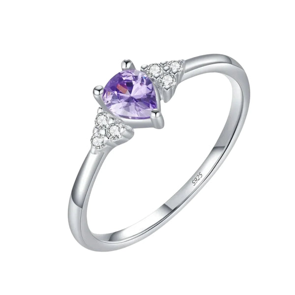 Aqui você encontra o presente perfeito para o amor da sua vida! Jóias em Prata 925, Ouro 18K e Hipoalergênicas, Anel de namoro, Anel de Noivado e Anel Solitário para todos os estilos! Anel Cravejado, Anel Feminino de Ouro, Anel Feminino de Prata, com qualidade e durabilidade! Prata 925 e banho triplo de Ouro 18k. Peças feitas para Durar! Confira nossas promoções e leve frete grátis para todo o Brasil! Garantia de envio e devolução fácil