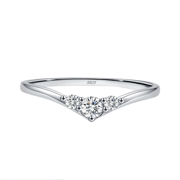 Aqui você encontra o presente perfeito para o amor da sua vida! Jóias em Prata 925, Ouro 18K e Hipoalergênicas, Anel de namoro, Anel de Noivado e Anel Solitário para todos os estilos! Anel Cravejado, Anel Feminino de Ouro, Anel Feminino de Prata, com qualidade e durabilidade! Prata 925 e banho triplo de Ouro 18k. Peças feitas para Durar! Confira nossas promoções e leve frete grátis para todo o Brasil! Garantia de envio e devolução fácil.