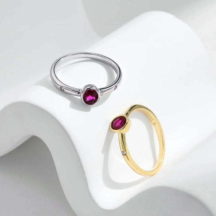 Aqui você encontra o presente perfeito para o amor da sua vida! Jóias em Prata 925, Ouro 18K e Hipoalergênicas, Anel de namoro, Anel de Noivado e Anel Solitário para todos os estilos! Anel Cravejado, Anel Feminino de Ouro, Anel Feminino de Prata, com qualidade e durabilidade! Prata 925 e banho triplo de Ouro 18k. Peças feitas para Durar! Confira nossas promoções e leve frete grátis para todo o Brasil! Garantia de envio e devolução fácil.