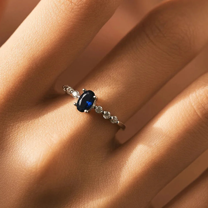Aqui você encontra o presente perfeito para o amor da sua vida! Jóias em Prata 925, Ouro 18K e Hipoalergênicas, Anel de namoro, Anel de Noivado e Anel Solitário para todos os estilos! Anel Cravejado, Anel Feminino de Ouro, Anel Feminino de Prata, com qualidade e durabilidade! Prata 925 e banho triplo de Ouro 18k. Peças feitas para Durar! Confira nossas promoções e leve frete grátis para todo o Brasil! Garantia de envio e devolução fácil