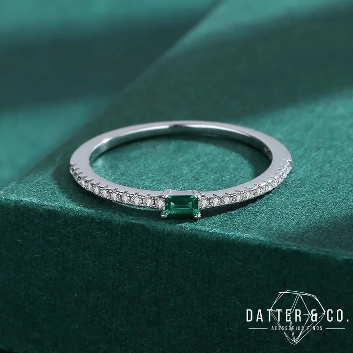 Aqui você encontra Anel Feminino para todos os estilos! Anel Cravejado, Anel Feminino de Ouro, Anel Feminino de Prata, com qualidade e durabilidade! Prata 925 e banho triplo de Ouro 18k. Peças feitas para Durar! Confira nossas promoções e leve frete grátis para todo o Brasil! Garantia de envio e devolução fácil.