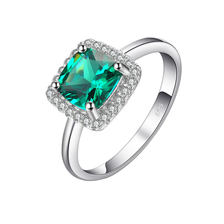 Você está procurando o presente ideal para sua mãe? Neste dia das mães, se você busca presentear com qualidade e elegância, separamos jóias únicas e exclusivas para você! Nossas jóias são compostas por Prata 925 e Ouro 18K, Aqui você encontra o presente ideal para a sua mãe! Confira nossas promoções e leve frete grátis para todo o Brasil! Garantia de envio, devolução fácil e embalagem presenteável!