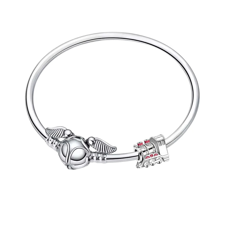 Aqui você encontra Pulseiras Femininas para todos os estilos! Pulseira Feminina de Prata, Ouro 18K e Pulseiras de Berloques, Berloques, Pulseiras de Berloques de Prata! Peças feitas para durar! Confira nossas promoções e leve frete grátis para todo o Brasil! Garantia de envio e devolução fácil.
