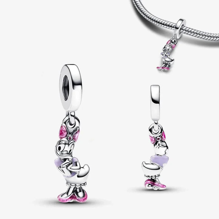 Aqui você encontra Pulseiras Femininas para todos os estilos! Pulseira Feminina de Prata, Ouro 18K e Pulseiras de Berloques, Berloques, Pulseiras de Berloques de Prata! Peças feitas para durar! Confira nossas promoções e leve frete grátis para todo o Brasil! Garantia de envio e devolução fácil.