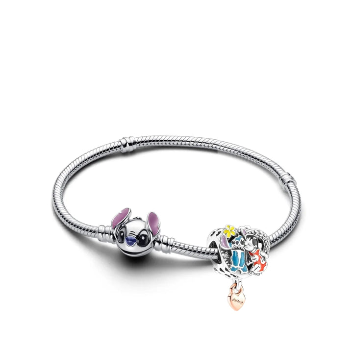 Aqui você encontra Pulseiras Femininas para todos os estilos! Pulseira Feminina de Prata, Ouro 18K e Pulseiras de Berloques, Berloques, Pulseiras de Berloques de Prata! Peças feitas para durar! Confira nossas promoções e leve frete grátis para todo o Brasil! Garantia de envio e devolução fácil.