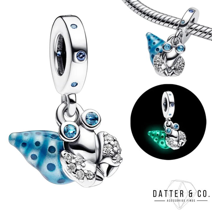 Aqui você encontra Pulseiras Femininas para todos os estilos! Pulseira Feminina de Prata, Ouro 18K e Pulseiras de Berloques, Berloques, Pulseiras de Berloques de Prata! Peças feitas para durar! Confira nossas promoções e leve frete grátis para todo o Brasil! Garantia de envio e devolução fácil.