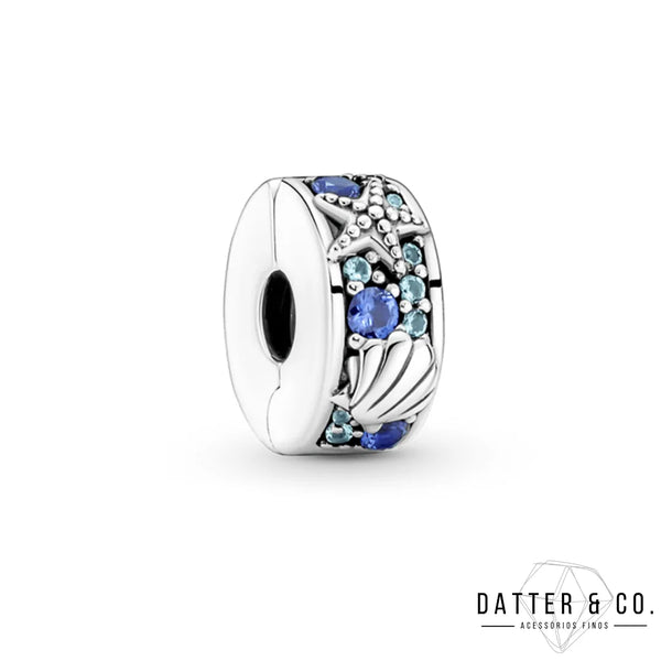 Aqui você encontra Pulseiras Femininas para todos os estilos! Pulseira Feminina de Prata, Ouro 18K e Pulseiras de Berloques, Berloques, Pulseiras de Berloques de Prata! Peças feitas para durar! Confira nossas promoções e leve frete grátis para todo o Brasil! Garantia de envio e devolução fácil.