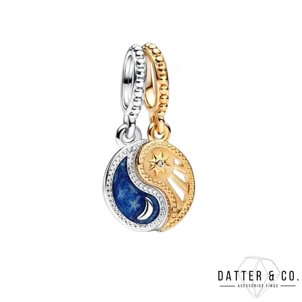Aqui você encontra Pulseiras Femininas para todos os estilos! Pulseira Feminina de Prata, Ouro 18K e Pulseiras de Berloques, Berloques, Pulseiras de Berloques de Prata! Peças feitas para durar! Confira nossas promoções e leve frete grátis para todo o Brasil! Garantia de envio e devolução fácil.
