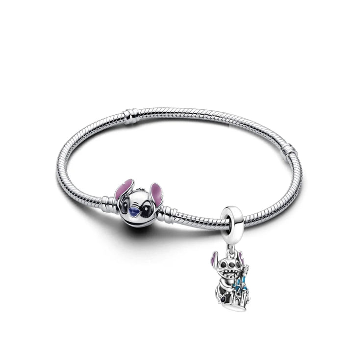 Aqui você encontra Pulseiras Femininas para todos os estilos! Pulseira Feminina de Prata, Ouro 18K e Pulseiras de Berloques, Berloques, Pulseiras de Berloques de Prata! Peças feitas para durar! Confira nossas promoções e leve frete grátis para todo o Brasil! Garantia de envio e devolução fácil.