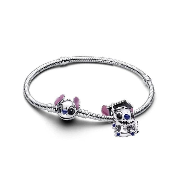 Aqui você encontra Pulseiras Femininas para todos os estilos! Pulseira Feminina de Prata, Ouro 18K e Pulseiras de Berloques, Berloques, Pulseiras de Berloques de Prata! Peças feitas para durar! Confira nossas promoções e leve frete grátis para todo o Brasil! Garantia de envio e devolução fácil.