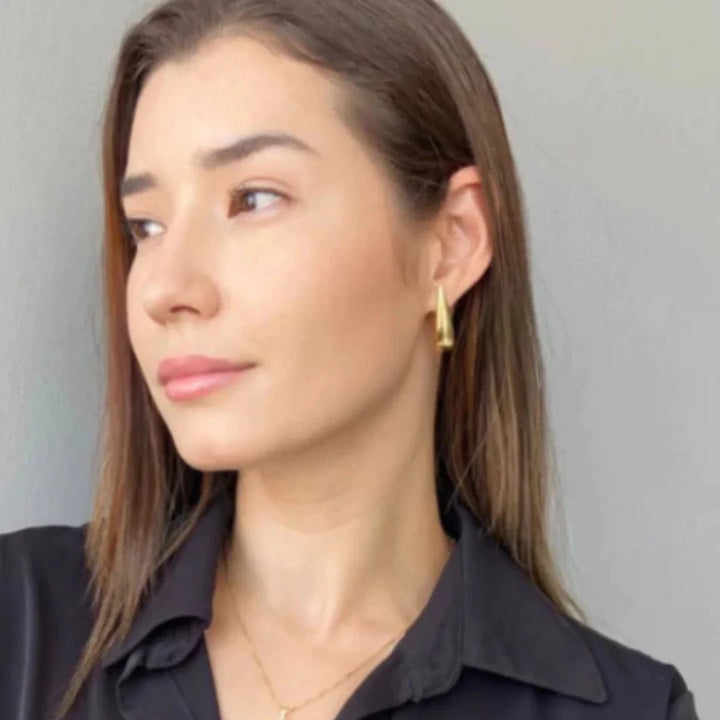 Se você busca por jóias de alta qualidade e recebimento em até 3 dias, aqui na Datter &Co, temos uma variedade de produtos que não escurecem com o uso, não causam alergias e são 100% á prova d'água, compre aqui na Datter & Co, Frete Grátis e Devolução Fácil