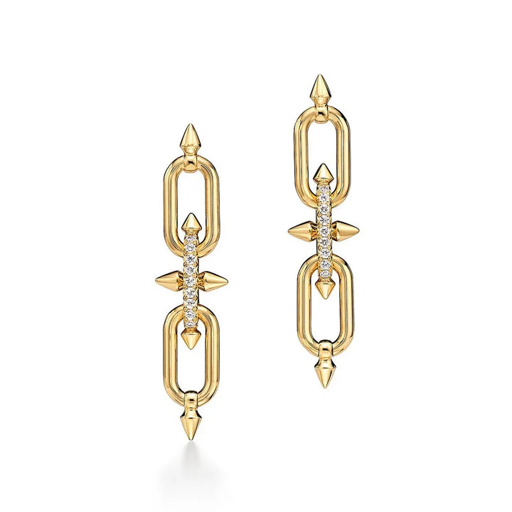Os melhores colares femininos, colar feminino de prata, colar feminino de ouro, colar de pérola, colar feminino delicado com qualidade e durabilidade, peças que duram, não causam alergias e nem escurecem com o uso! Compre aqui na Datter & Co, Frete Grátis e Devolução Fácil.