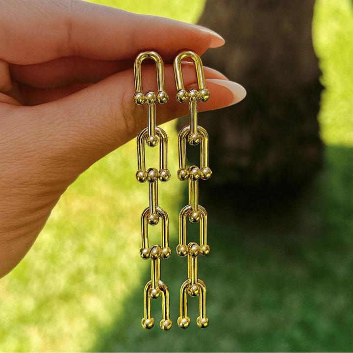 Se você busca por jóias de alta qualidade e recebimento em até 3 dias, aqui na Datter &Co, temos uma variedade de produtos que não escurecem com o uso, não causam alergias e são 100% á prova d'água, compre aqui na Datter & Co, Frete Grátis e Devolução Fácil