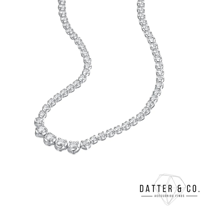 Os melhores colares femininos, colar feminino de prata, colar feminino de ouro, colar de pérola, colar feminino delicado com qualidade e durabilidade, peças que duram, não causam alergias e nem escurecem com o uso! Compre aqui na Datter & Co, Frete Grátis e Devolução Fácil.