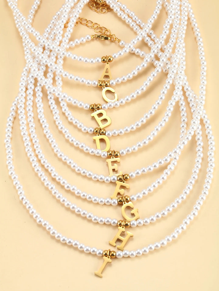 Os melhores colares femininos, colar feminino de prata, colar feminino de ouro, colar de pérola, colar feminino delicado com qualidade e durabilidade, peças que duram, não causam alergias e nem escurecem com o uso! Compre aqui na Datter & Co, Frete Grátis e Devolução Fácil.