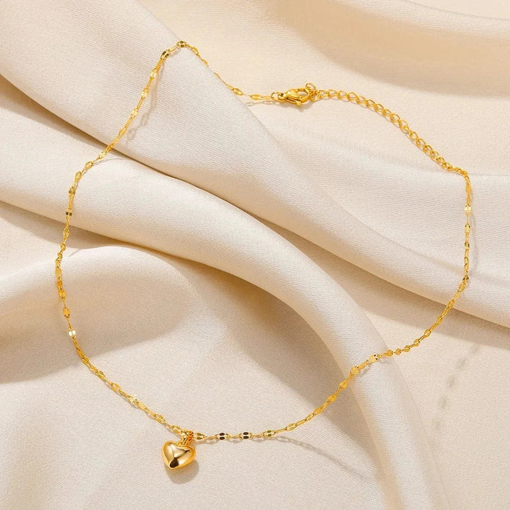 Você está procurando o presente ideal para sua mãe? Neste dia das mães, se você busca presentear com qualidade e elegância, separamos jóias únicas e exclusivas para você! Nossas jóias são compostas por Prata 925 e Ouro 18K, Aqui você encontra o presente ideal para a sua mãe! Confira nossas promoções e leve frete grátis para todo o Brasil! Garantia de envio, devolução fácil e embalagem presenteável!