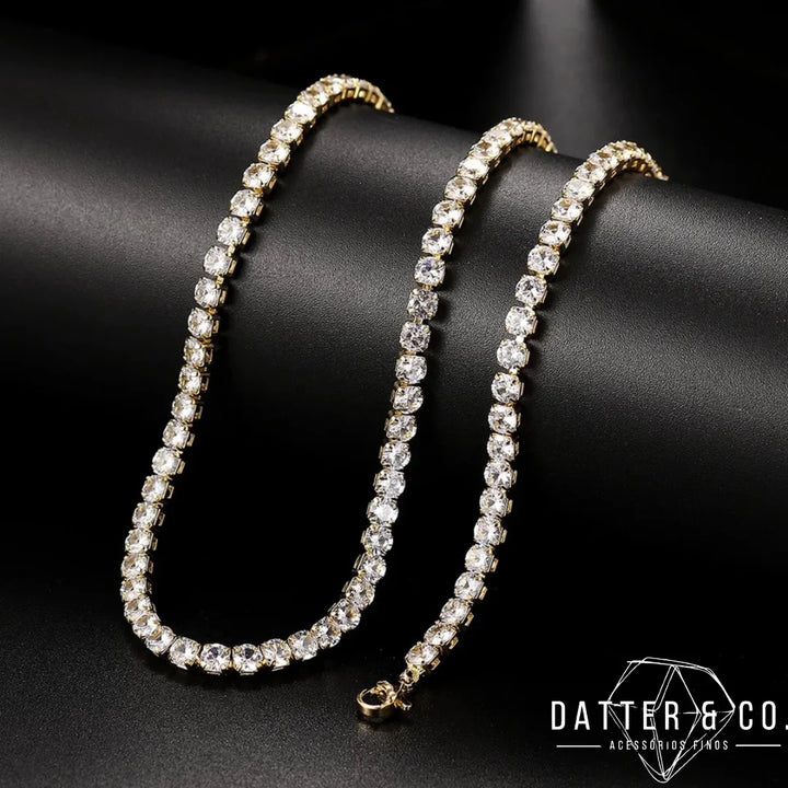 Os melhores colares femininos, colar feminino de prata, colar feminino de ouro, colar de pérola, colar feminino delicado com qualidade e durabilidade, peças que duram, não causam alergias e nem escurecem com o uso! Compre aqui na Datter & Co, Frete Grátis e Devolução Fácil.