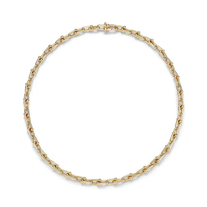 Os melhores colares femininos, colar feminino de prata, colar feminino de ouro, colar de pérola, colar feminino delicado com qualidade e durabilidade, peças que duram, não causam alergias e nem escurecem com o uso! Compre aqui na Datter & Co, Frete Grátis e Devolução Fácil.
