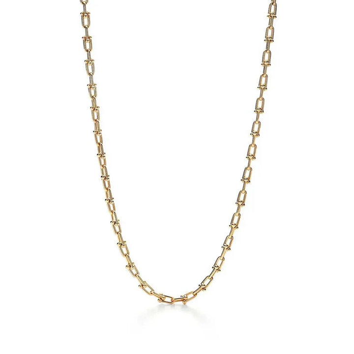 Os melhores colares femininos, colar feminino de prata, colar feminino de ouro, colar de pérola, colar feminino delicado com qualidade e durabilidade, peças que duram, não causam alergias e nem escurecem com o uso! Compre aqui na Datter & Co, Frete Grátis e Devolução Fácil.
