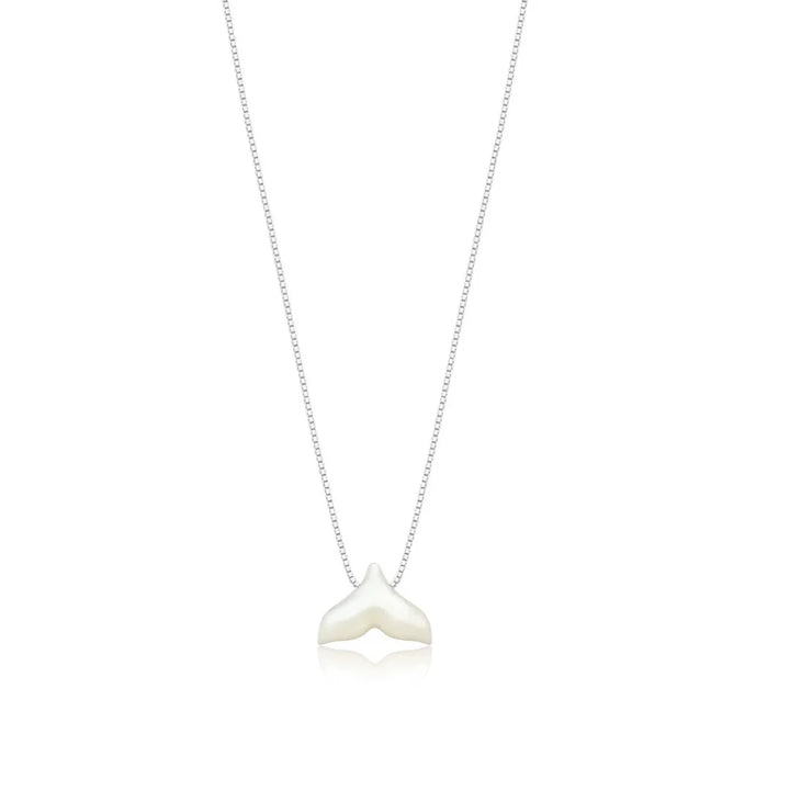 Se você busca por jóias de alta qualidade e recebimento em até 4 dias, aqui na Datter &Co, temos uma variedade de produtos que não escurecem com o uso, não causam alergias e são 100% á prova d'água, compre aqui na Datter & Co, Frete Grátis e Devolução Fácil