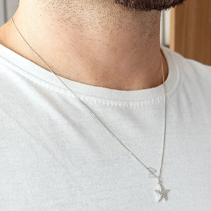 Se você busca por jóias de alta qualidade e recebimento em até 4 dias, aqui na Datter &Co, temos uma variedade de produtos que não escurecem com o uso, não causam alergias e são 100% á prova d'água, compre aqui na Datter & Co, Frete Grátis e Devolução Fácil