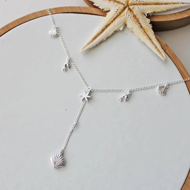 Se você busca por jóias de alta qualidade e recebimento em até 4 dias, aqui na Datter &Co, temos uma variedade de produtos que não escurecem com o uso, não causam alergias e são 100% á prova d'água, compre aqui na Datter & Co, Frete Grátis e Devolução Fácil