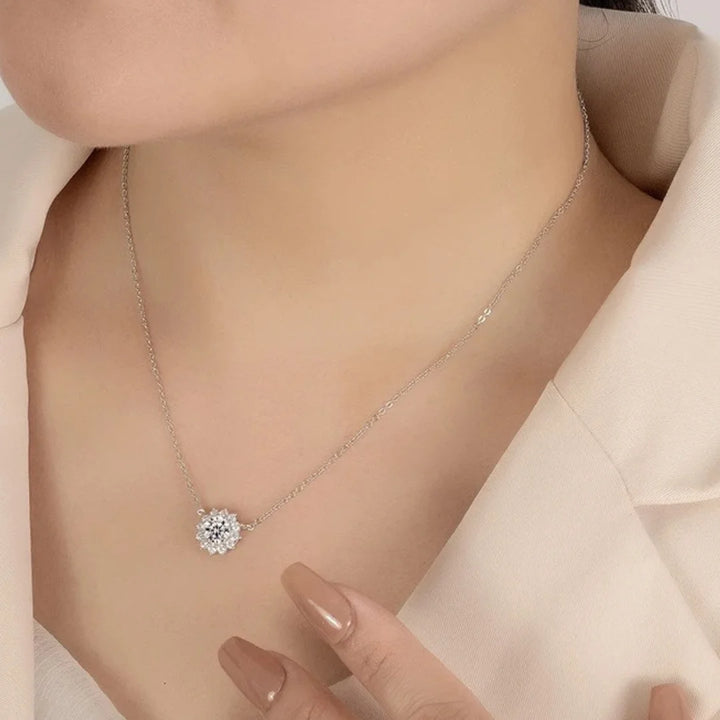 Se você busca por Conjunto de Prata  de alta qualidade, aqui na Datter &Co,você encontra o presente ideal para sua namorada,esposa,mãe, a mulher da sua vida! temos uma variedade de produtos que não escurecem com o uso, não causam alergias e são 100% á prova d'água, compre aqui na Datter & Co, Frete Grátis e Devolução Fácil.