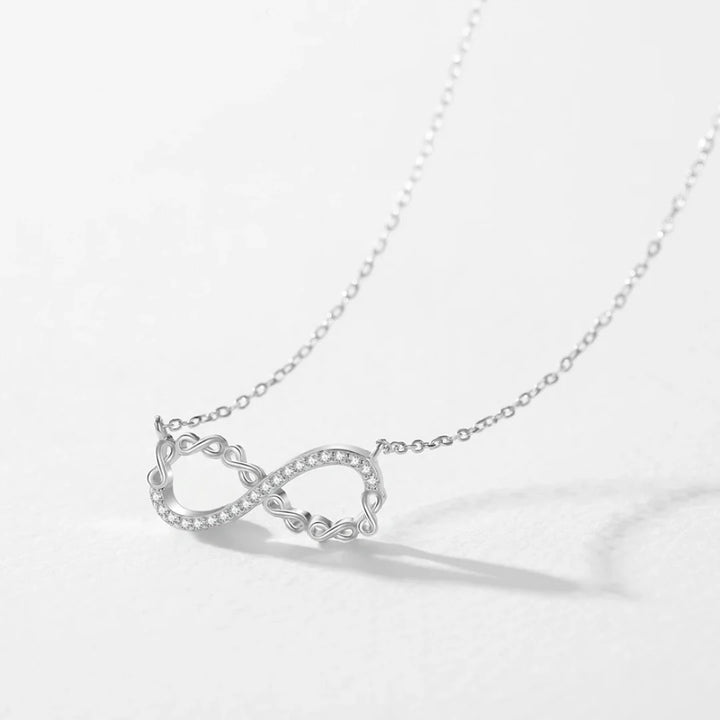 Se você busca por Conjunto de Prata  de alta qualidade, aqui na Datter &Co,você encontra o presente ideal para sua namorada,esposa,mãe, a mulher da sua vida! temos uma variedade de produtos que não escurecem com o uso, não causam alergias e são 100% á prova d'água, compre aqui na Datter & Co, Frete Grátis e Devolução Fácil.