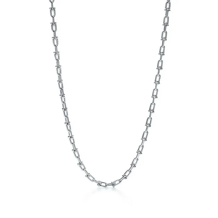 Os melhores colares femininos, colar feminino de prata, colar feminino de ouro, colar de pérola, colar feminino delicado com qualidade e durabilidade, peças que duram, não causam alergias e nem escurecem com o uso! Compre aqui na Datter & Co, Frete Grátis e Devolução Fácil.
