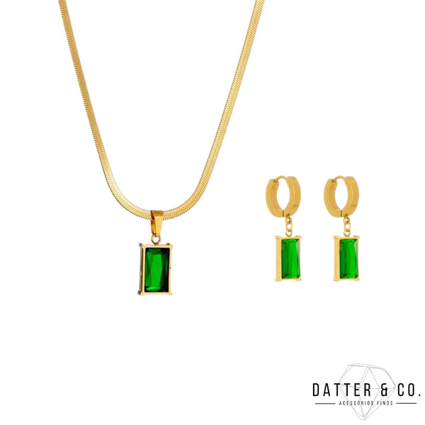 Os melhores colares femininos, colar feminino de prata, colar feminino de ouro, colar de pérola, colar feminino delicado com qualidade e durabilidade, peças que duram, não causam alergias e nem escurecem com o uso! Compre aqui na Datter & Co, Frete Grátis e Devolução Fácil.