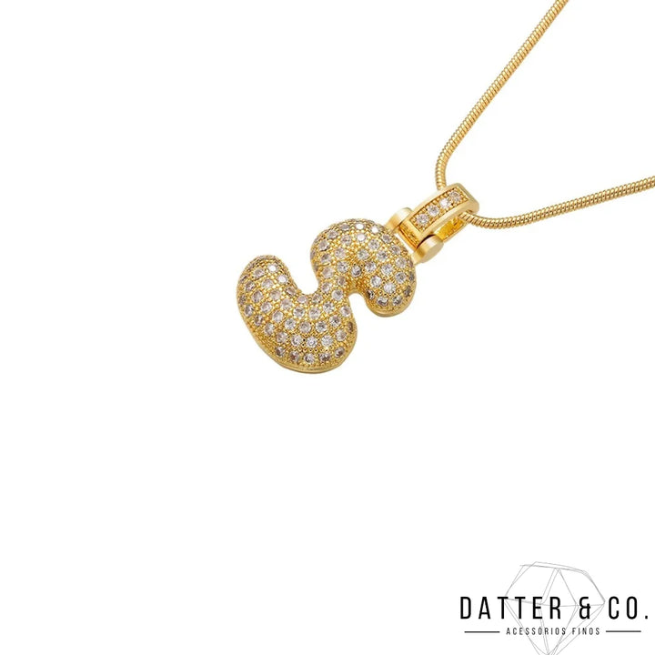 Os melhores colares femininos, colar feminino de prata, colar feminino de ouro, colar de pérola, colar feminino delicado com qualidade e durabilidade, peças que duram, não causam alergias e nem escurecem com o uso! Compre aqui na Datter & Co, Frete Grátis e Devolução Fácil.