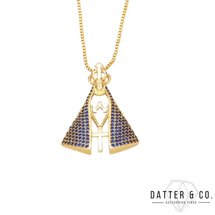 Os melhores colares femininos, colar feminino de prata, colar feminino de ouro, colar de pérola, colar feminino delicado com qualidade e durabilidade, peças que duram, não causam alergias e nem escurecem com o uso! Compre aqui na Datter & Co, Frete Grátis e Devolução Fácil.