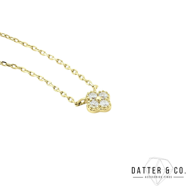Os melhores colares femininos, colar feminino de prata, colar feminino de ouro, colar de pérola, colar feminino delicado com qualidade e durabilidade, peças que duram, não causam alergias e nem escurecem com o uso! Compre aqui na Datter & Co, Frete Grátis e Devolução Fácil.