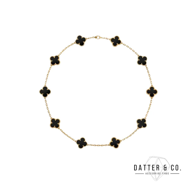 Inspirado no Trevo de quatro folhas, estas jóias são sinônimo de sorte e proteção.
Se você busca por colares trevo, pulseiras trevo, anéis trevo ou conjuntos trevo de alta qualidade, compre aqui na Datter & Co, Frete Grátis e Devolução Fácil.