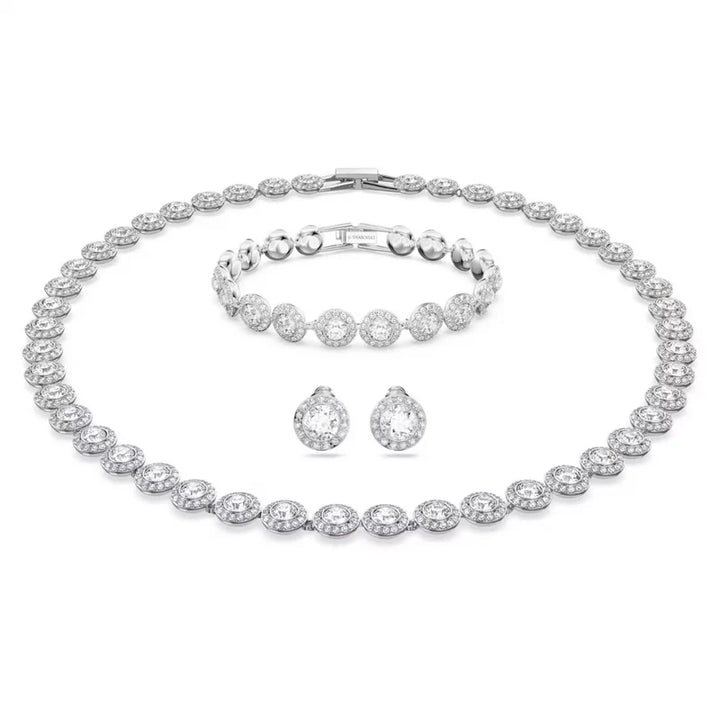 Os melhores colares femininos, colar feminino de prata, colar feminino de ouro, colar de pérola, colar feminino delicado com qualidade e durabilidade, peças que duram, não causam alergias e nem escurecem com o uso! Compre aqui na Datter & Co, Frete Grátis e Devolução Fácil.