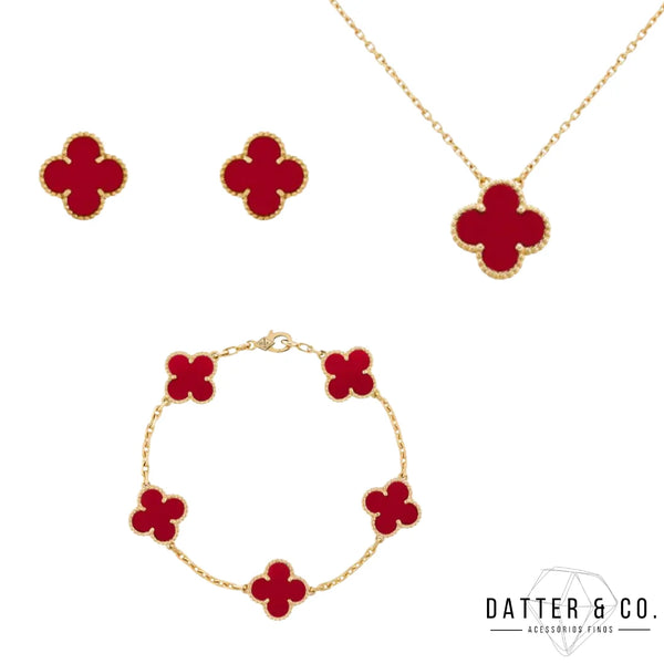 Os melhores colares femininos, colar feminino de prata, colar feminino de ouro, colar de pérola, colar feminino delicado com qualidade e durabilidade, peças que duram, não causam alergias e nem escurecem com o uso! Compre aqui na Datter & Co, Frete Grátis e Devolução Fácil.