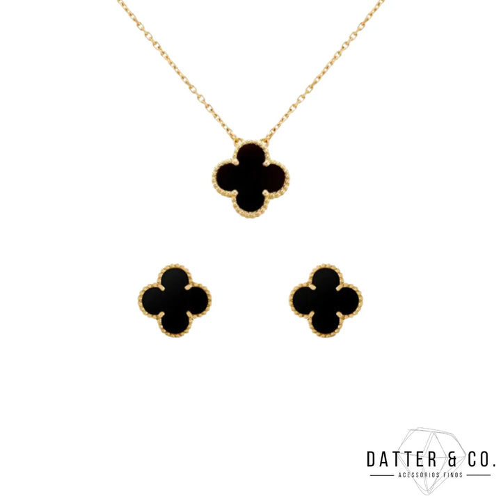 Os melhores colares femininos, colar feminino de prata, colar feminino de ouro, colar de pérola, colar feminino delicado com qualidade e durabilidade, peças que duram, não causam alergias e nem escurecem com o uso! Compre aqui na Datter & Co, Frete Grátis e Devolução Fácil.
