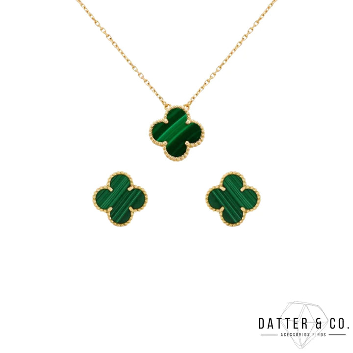 Os melhores colares femininos, colar feminino de prata, colar feminino de ouro, colar de pérola, colar feminino delicado com qualidade e durabilidade, peças que duram, não causam alergias e nem escurecem com o uso! Compre aqui na Datter & Co, Frete Grátis e Devolução Fácil.