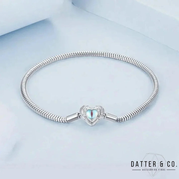 Aqui você encontra Pulseiras Femininas para todos os estilos! Pulseira Feminina de Prata, Ouro 18K e Pulseiras de Berloques, Berloques, Pulseiras de Berloques de Prata! Peças feitas para durar! Confira nossas promoções e leve frete grátis para todo o Brasil! Garantia de envio e devolução fácil.