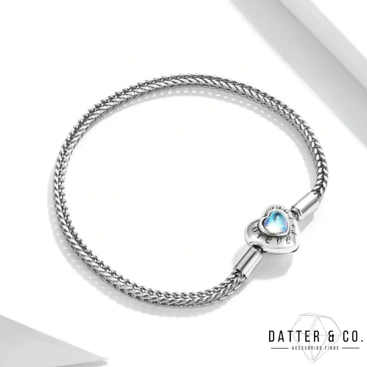 Aqui você encontra Pulseiras Femininas para todos os estilos! Pulseira Feminina de Prata, Ouro 18K e Pulseiras de Berloques, Berloques, Pulseiras de Berloques de Prata! Peças feitas para durar! Confira nossas promoções e leve frete grátis para todo o Brasil! Garantia de envio e devolução fáci