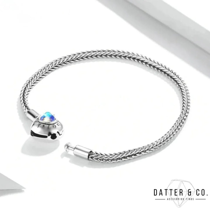 Aqui você encontra Pulseiras Femininas para todos os estilos! Pulseira Feminina de Prata, Ouro 18K e Pulseiras de Berloques, Berloques, Pulseiras de Berloques de Prata! Peças feitas para durar! Confira nossas promoções e leve frete grátis para todo o Brasil! Garantia de envio e devolução fáci