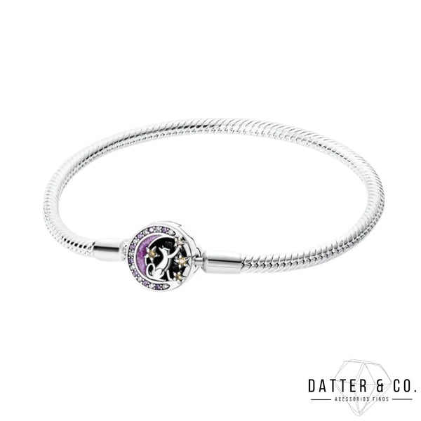 Aqui você encontra Pulseiras Femininas para todos os estilos! Pulseira Feminina de Prata, Ouro 18K e Pulseiras de Berloques, Berloques, Pulseiras de Berloques de Prata! Peças feitas para durar! Confira nossas promoções e leve frete grátis para todo o Brasil! Garantia de envio e devolução fácil.