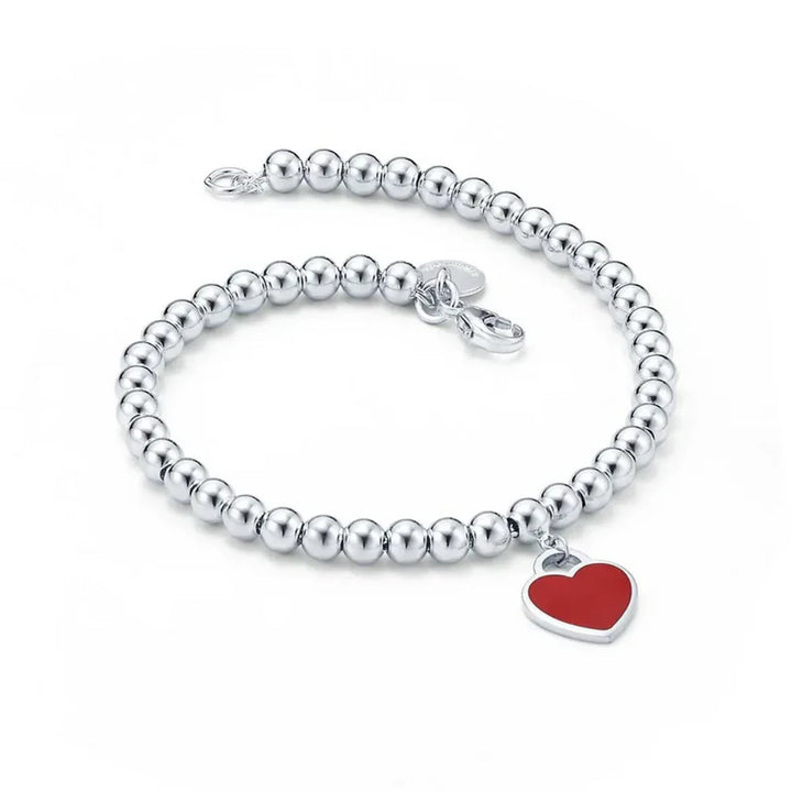 Aqui você encontra Pulseiras Femininas para todos os estilos! Pulseira Feminina de Prata, Ouro 18K e Pulseiras de Berloques, Berloques, Pulseiras de Berloques de Prata! Peças feitas para durar! Confira nossas promoções e leve frete grátis para todo o Brasil! Garantia de envio e devolução fácil.