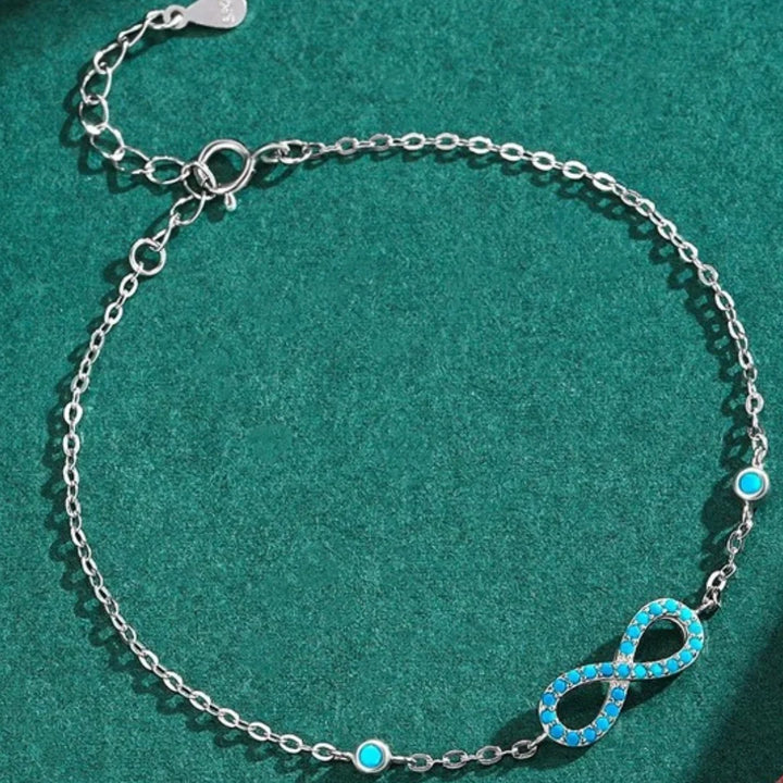 Aqui você encontra Pulseiras Femininas para todos os estilos! Pulseira Feminina de Prata, Ouro 18K e Pulseiras de Berloques, Berloques, Pulseiras de Berloques de Prata! Peças feitas para durar! Confira nossas promoções e leve frete grátis para todo o Brasil! Garantia de envio e devolução fácil.