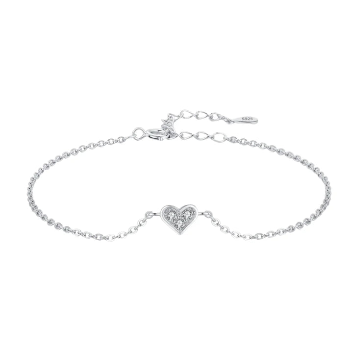 Aqui você encontra Pulseiras Femininas para todos os estilos! Pulseira Feminina de Prata, Ouro 18K e Pulseiras de Berloques, Berloques, Pulseiras de Berloques de Prata! Peças feitas para durar! Confira nossas promoções e leve frete grátis para todo o Brasil! Garantia de envio e devolução fácil.