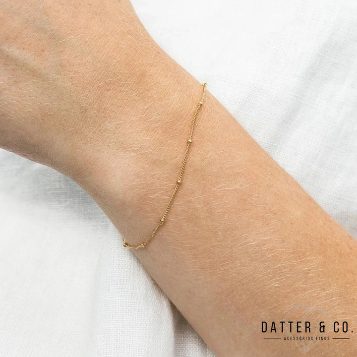 Aqui você encontra Pulseiras Femininas para todos os estilos! Pulseira Feminina de Prata, Ouro 18K e Pulseiras de Berloques, Berloques, Pulseiras de Berloques de Prata! Peças feitas para durar! Confira nossas promoções e leve frete grátis para todo o Brasil! Garantia de envio e devolução fácil.